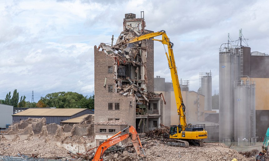 VAT system incentivises building demolition over reuse, report says